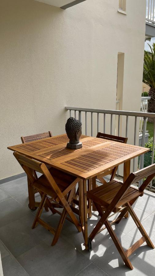 Appartement T2 Gruissan Plage Dans Residence Calme Exterior photo